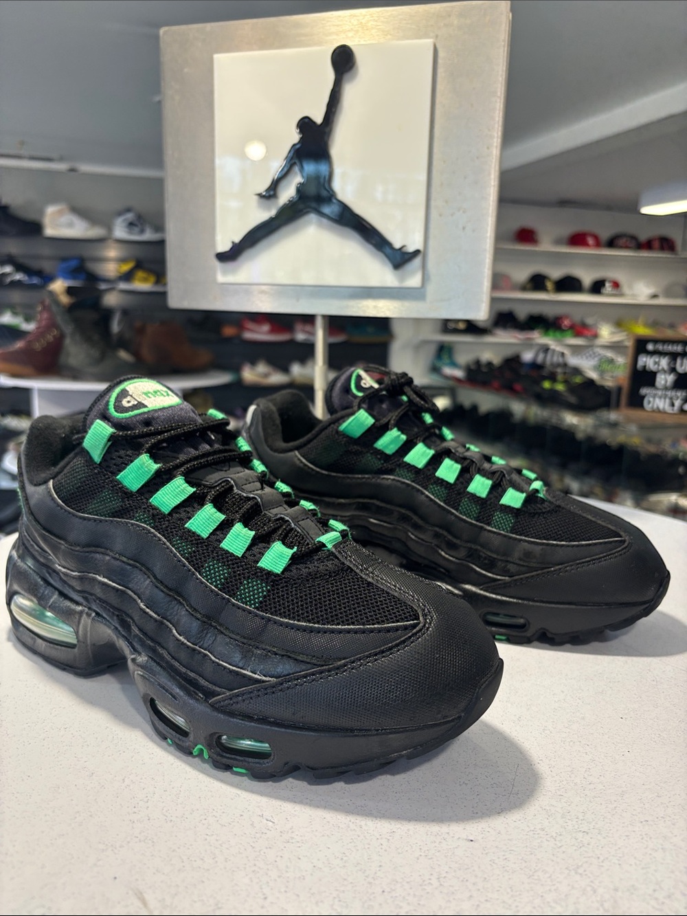 Nike Air Max 95 OG “Black Green Shock” Men’s Size 7.5